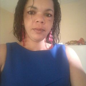 Meet your Posher, Deolinda